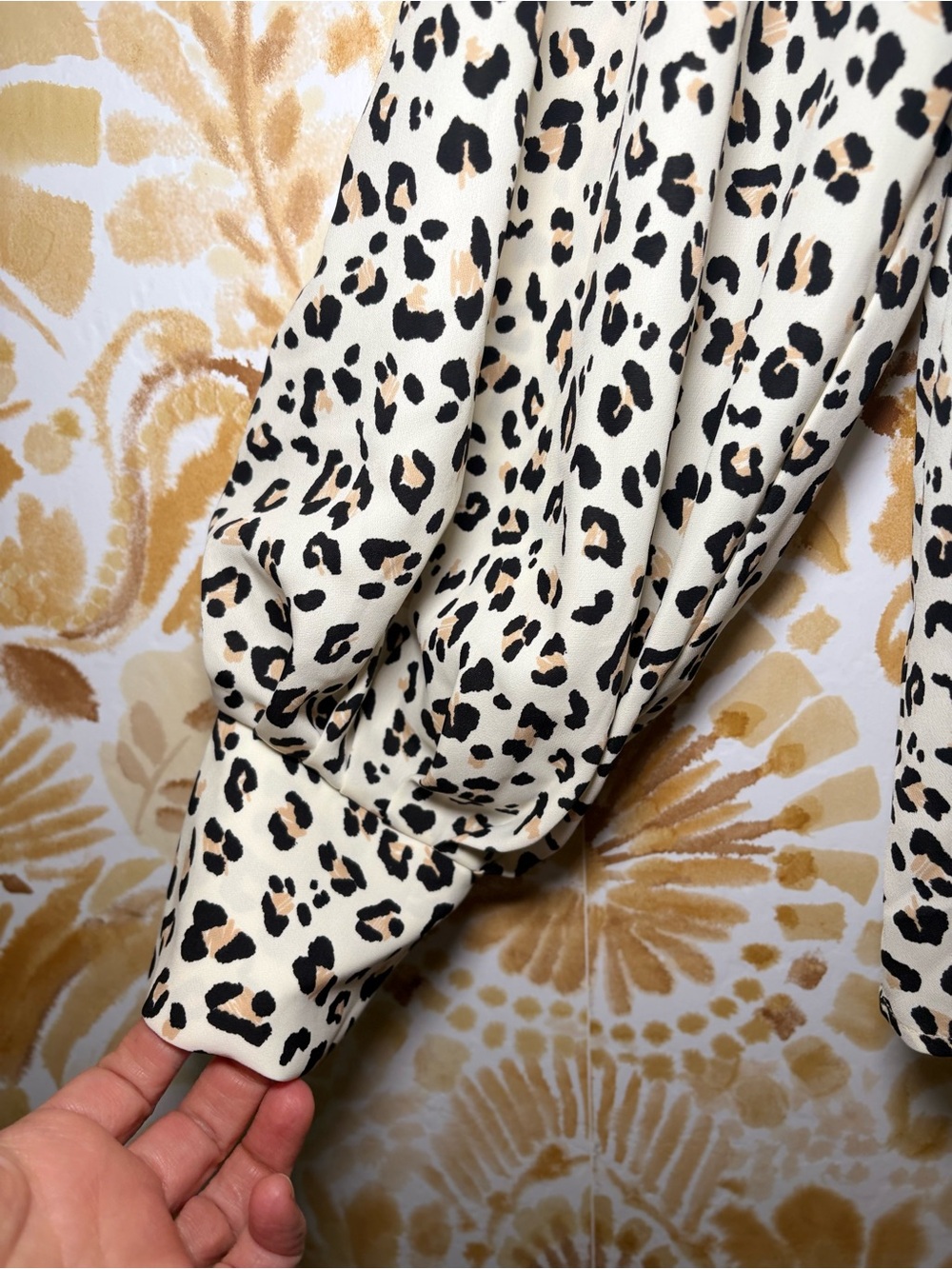 Nine West Leopard Print Blouse Balloon Sleeve Animal Print Top Cream Black XS - Picture 7 of 12